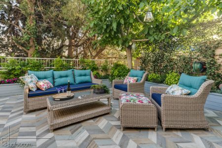 INDOOR OUTDOOR – עיצוב פנים וחוץ – עיצוב גינה ירושלמית.